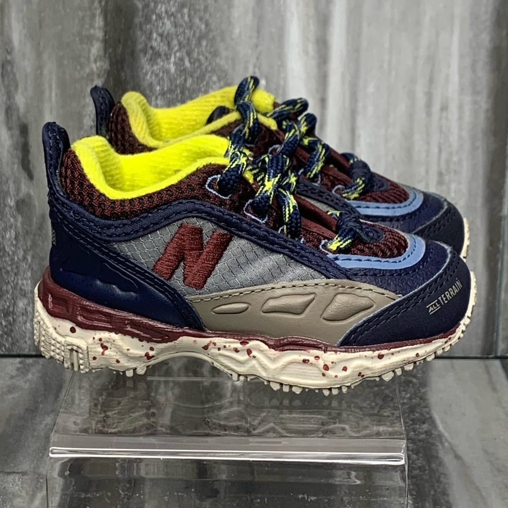 New Balance Infant Shoes All Terrain Size 4